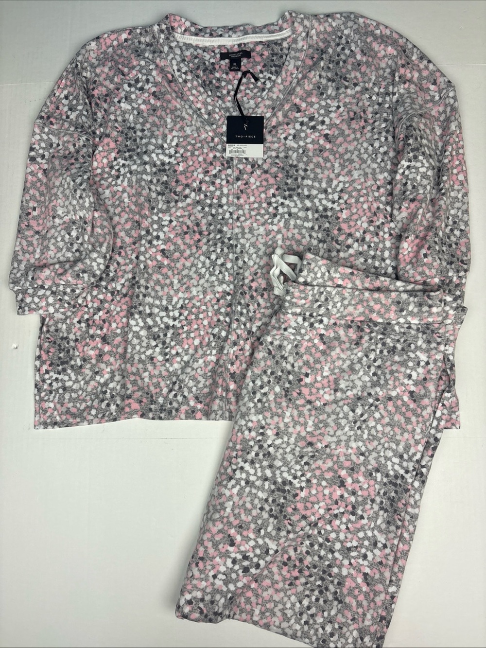 Simply Vera Wang Women XL Pajamas Two Piece New Tags Knit Pink Gray White Winter